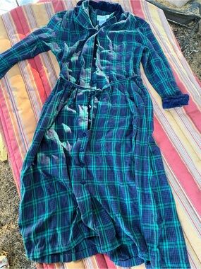 Girls Green & Navy Plaid Long-Sleeve Casual Dress
